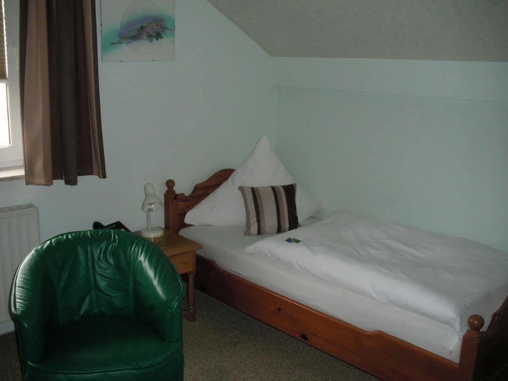Hotel Company 3*